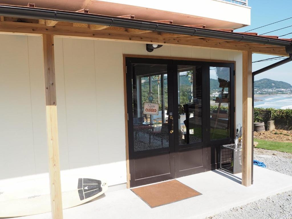 Hyuga Guesthouse ＆ Beach Cafe Fuego מראה חיצוני תמונה